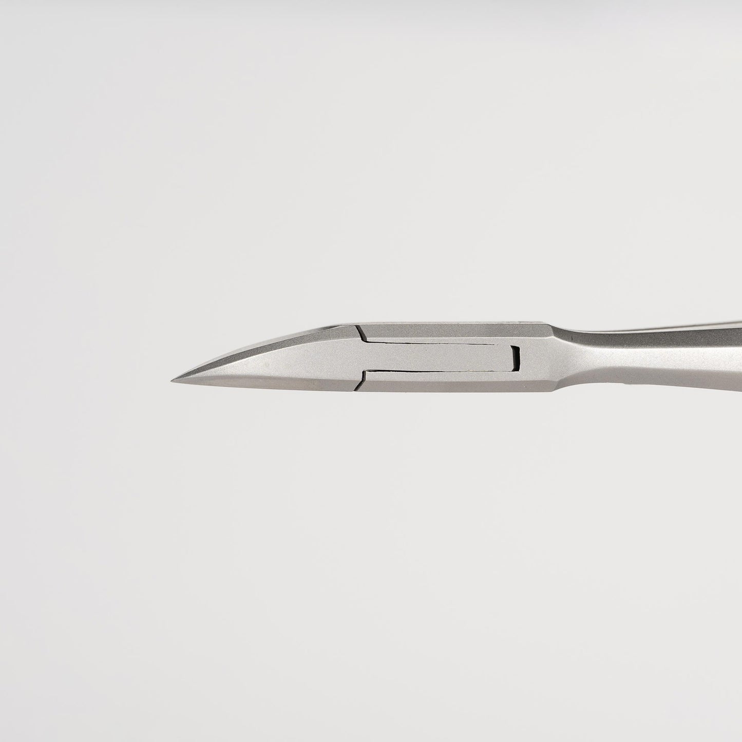 13 cm Podiatry Moderate Nail Nippers (17 mm Straight Cut) 66-32RD Jaw Profile