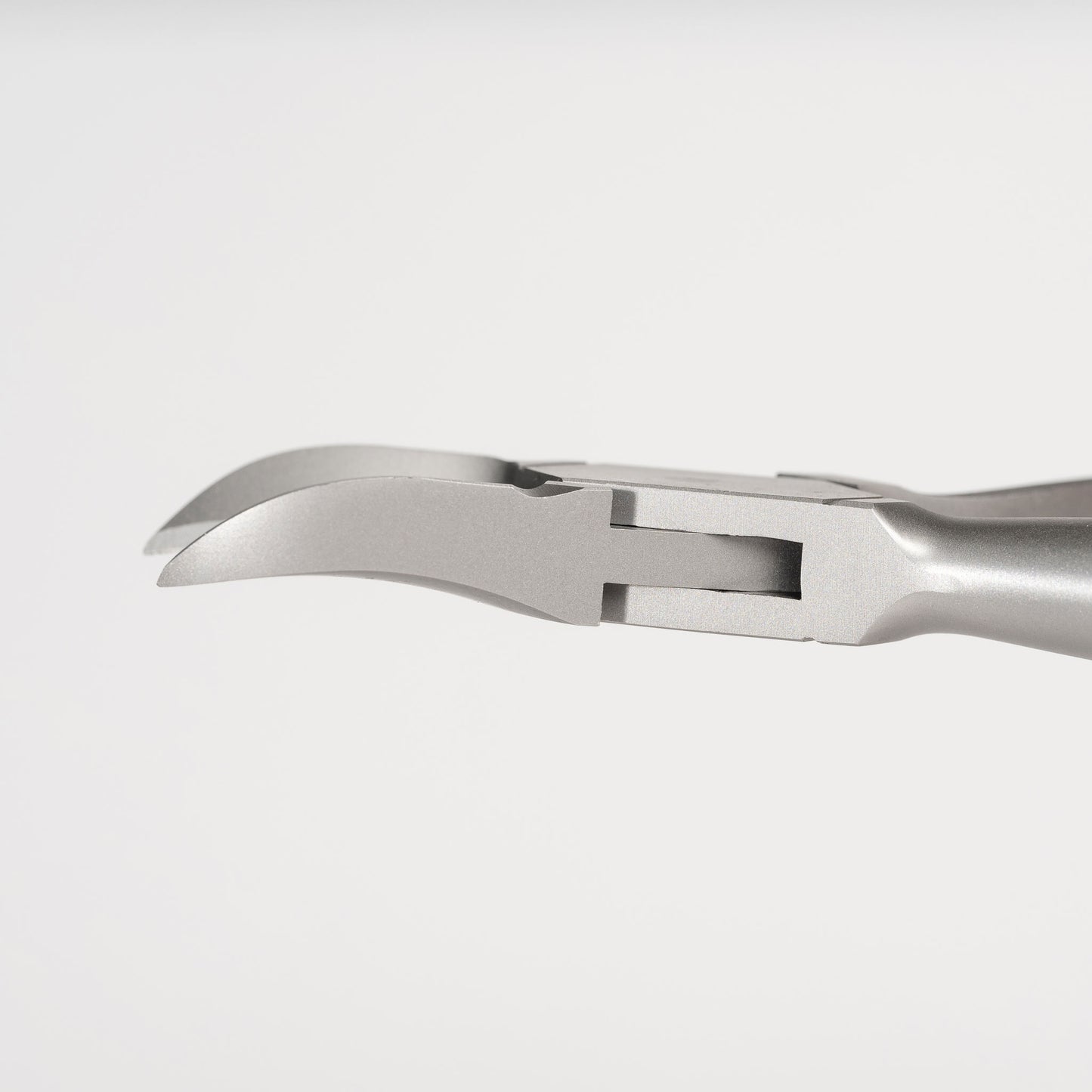 14 cm Podiatry Tough Nail Nippers (23 mm Concave Cut) 7-56RD(C) Jaw Profile