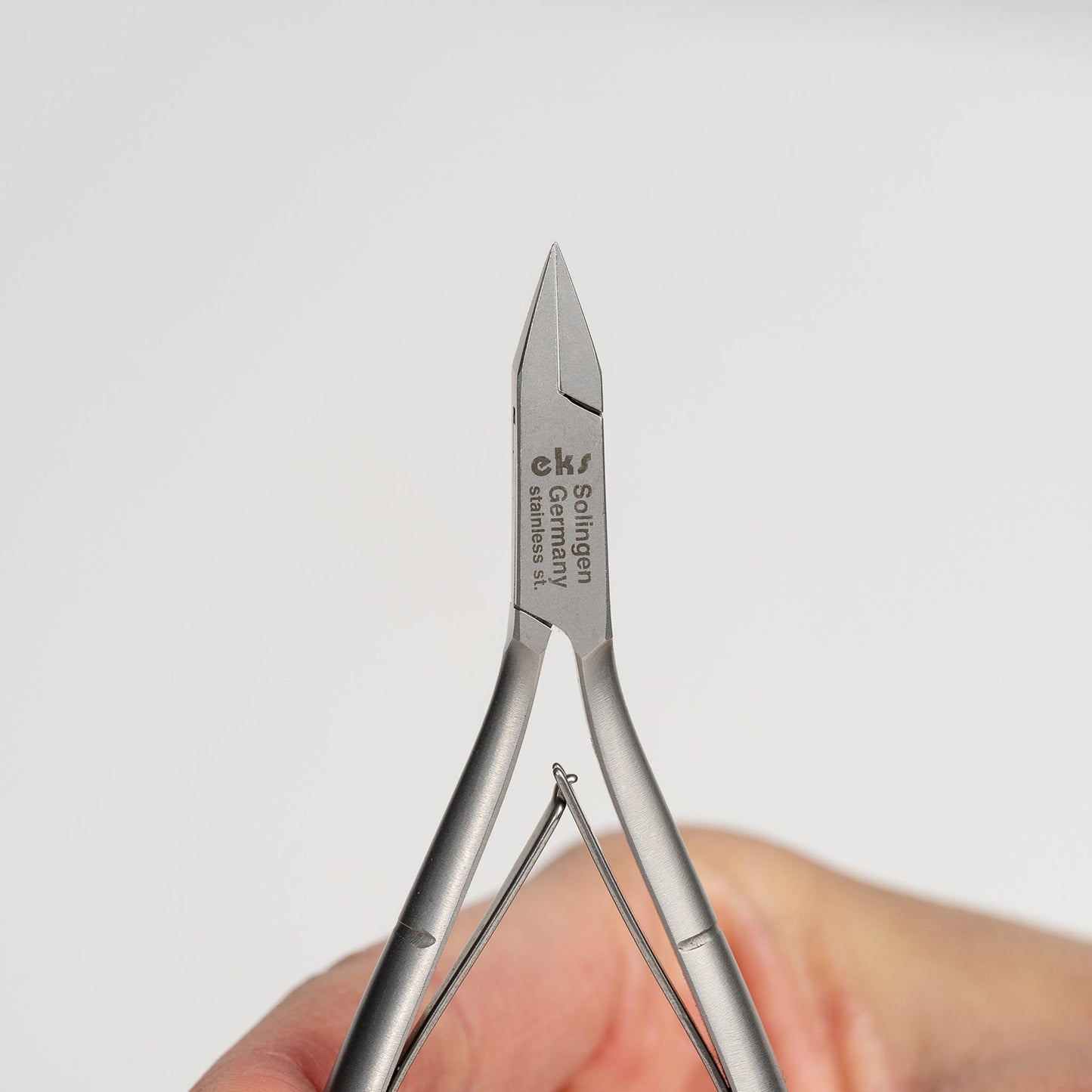 10 cm Podiatry Thin Nail Nippers (11 mm Straight Cut) 6-12RD Macro
